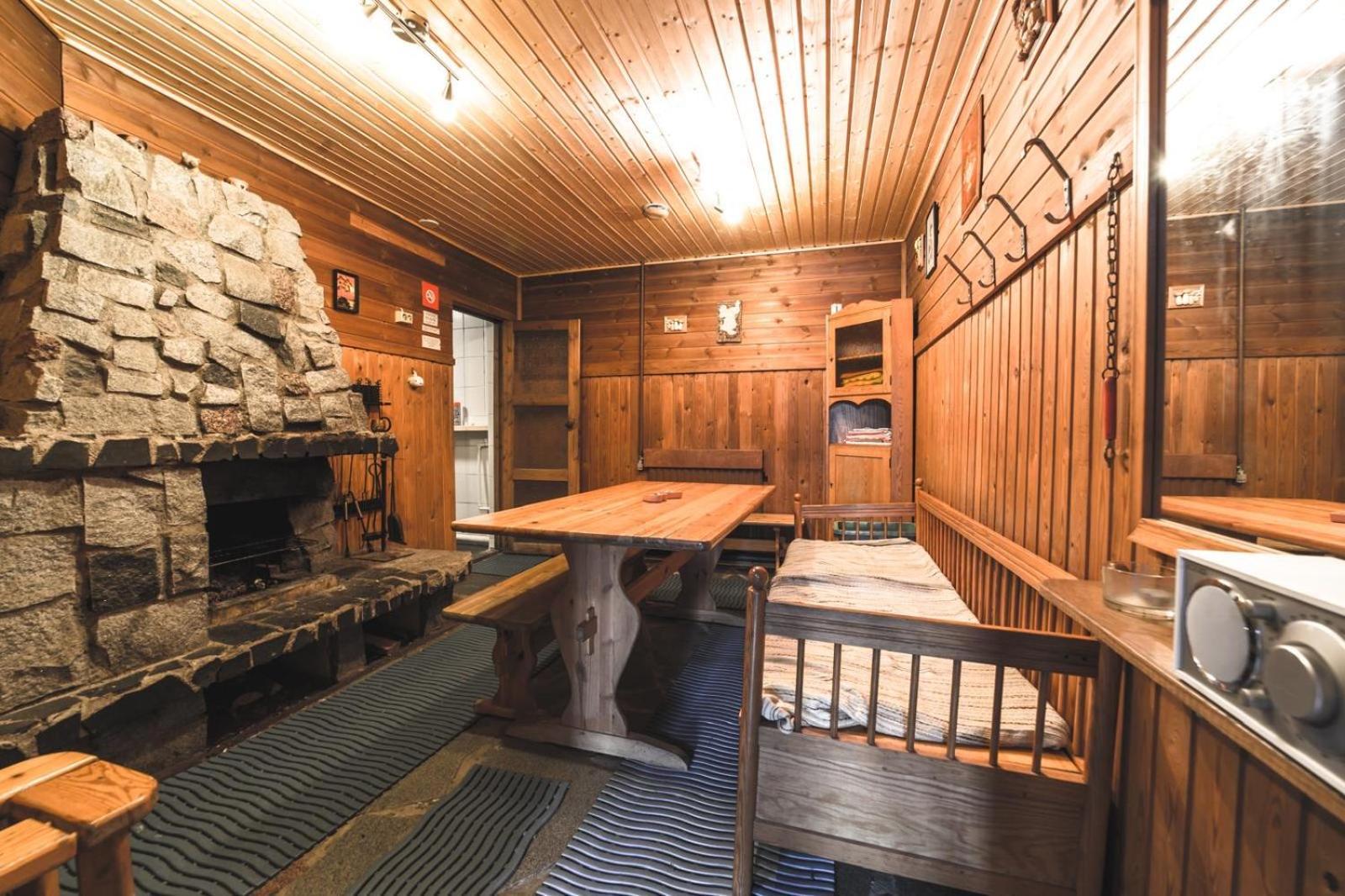 Jaemsaen Gasthaus Екстер'єр фото