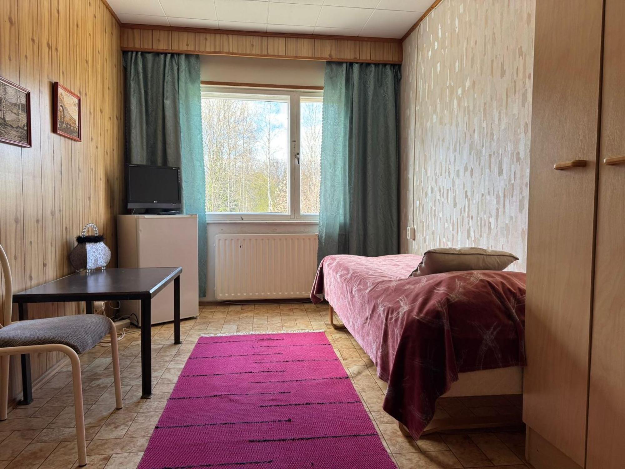 Jaemsaen Gasthaus Екстер'єр фото