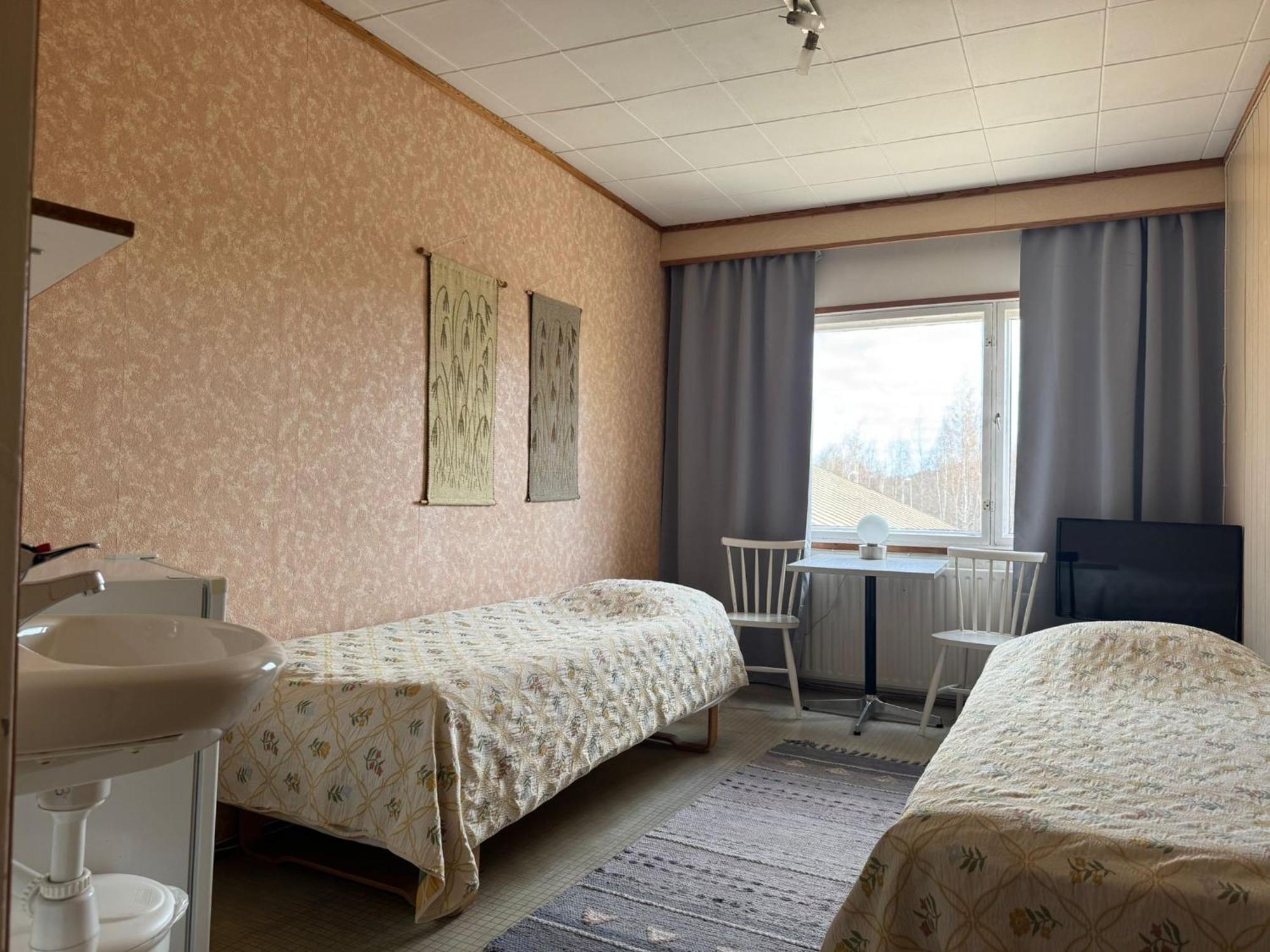 Jaemsaen Gasthaus Екстер'єр фото